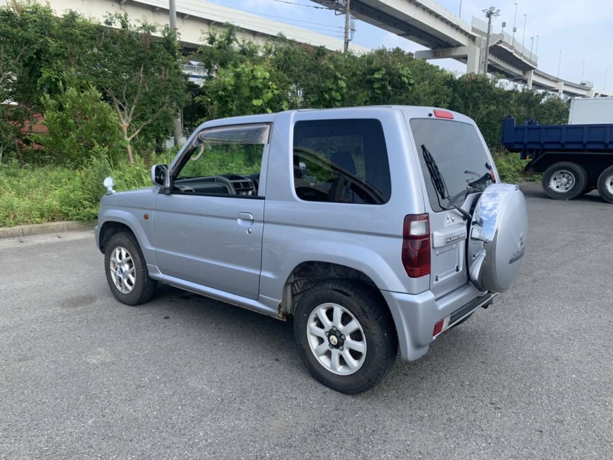 2006 Mitsubishi Pajero Mini